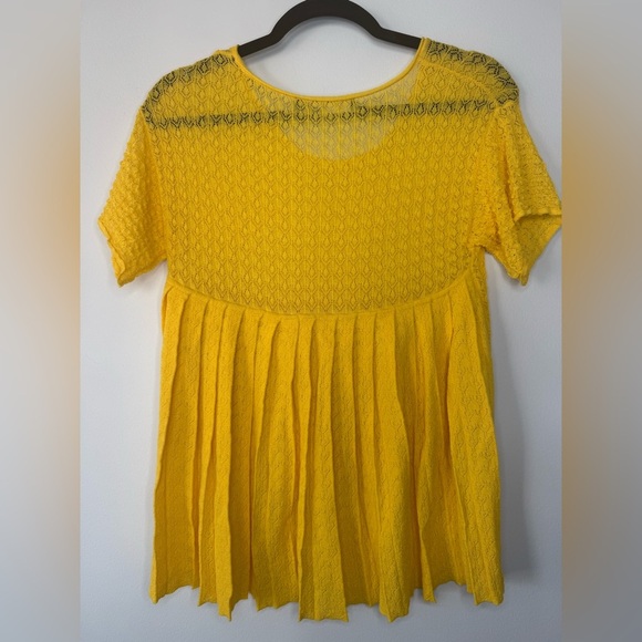 Love Moschino Asymmetrical Knit T-Shirt – Size 6 - Picture 10 of 17